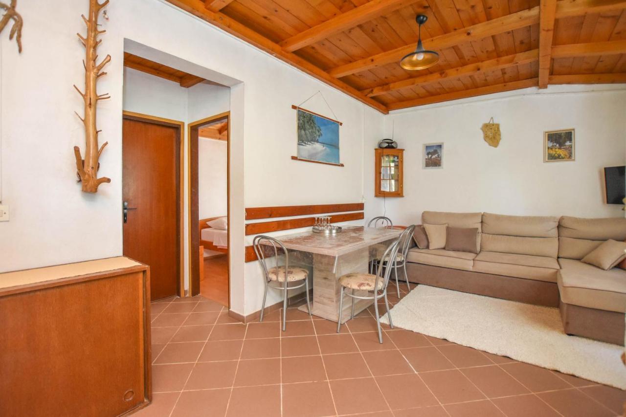 House Oliva Villa Tkon Buitenkant foto